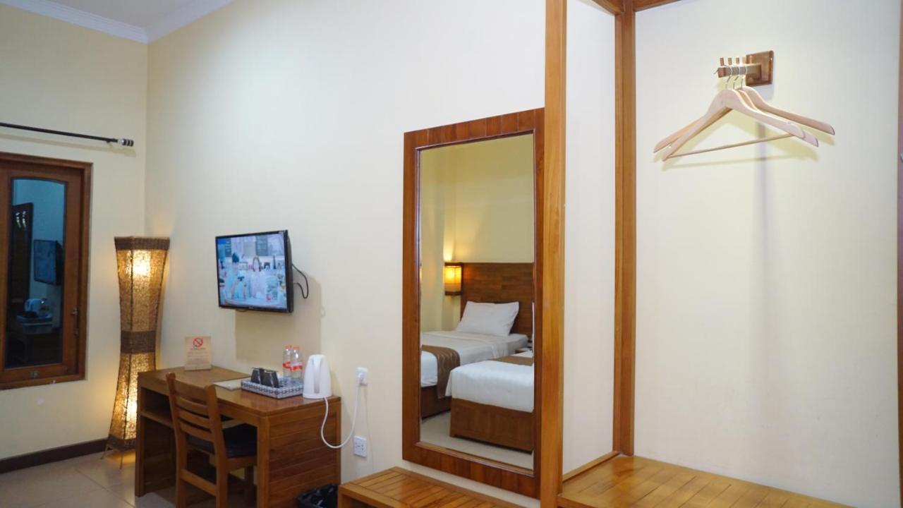 Syailendra Hotel Syariah Jepara Exterior photo